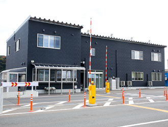 RO-RO船ヤード管理事務所	　外観